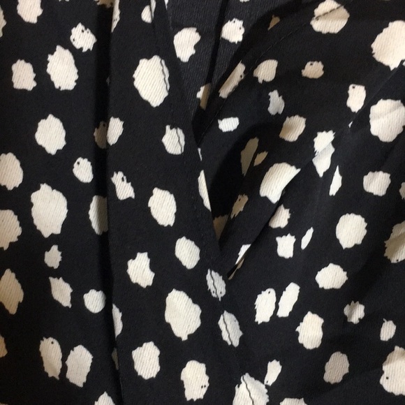 UMGEE Cross-Over Front w/Snap Dolmen Sleeve w/Feminine Ruffle HiLo Hem Oversized - Picture 11 of 16